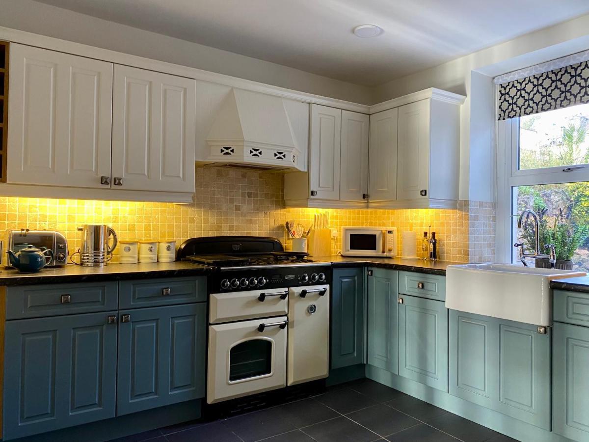 Villa Llandudno Boutique Style Seaside Retreat With Stunning Views Rhôs-on-Sea Exterior foto